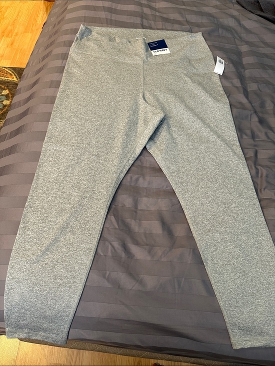 Old Navy Pants - Old navy women’s leggings